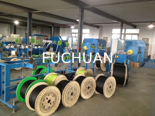 آسمان آبی 3Pcs هسته سیم پیچ ماشین 700Rpm دستگاه چرخش پایدار بالا